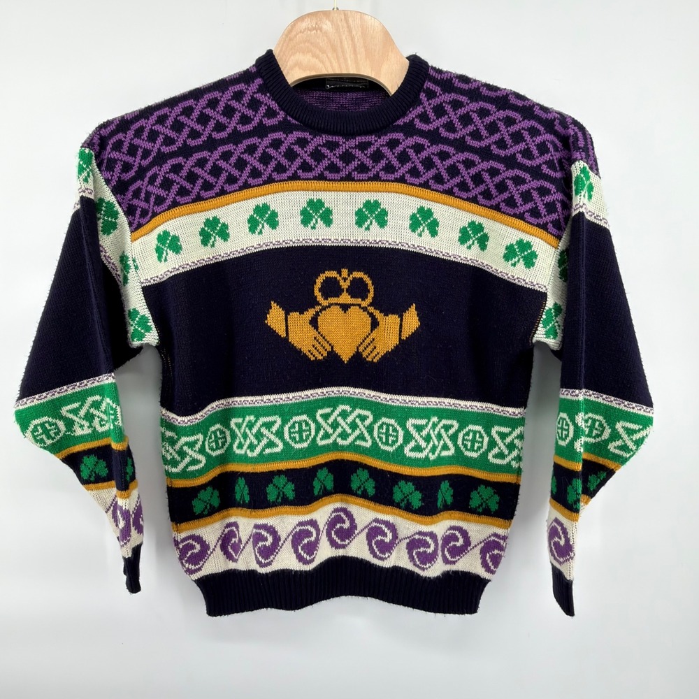 Vintage Irish Claddagh Shamrock Fair Isle Sweater Navy Purple Green White Gold